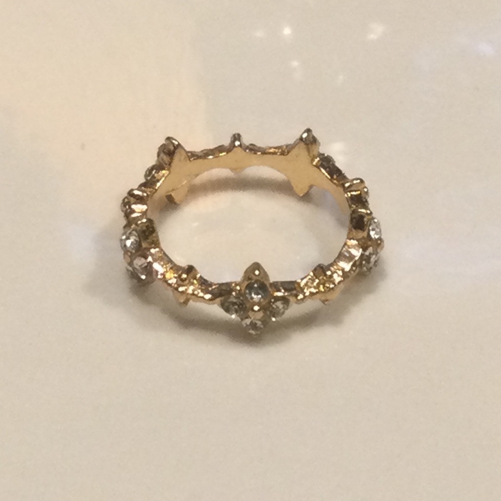 NEW UO Rhinestone Crown Ring